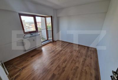 Apartament cu 4 camere, 75 mp, zona Mall Electroputere, Lapus - 2