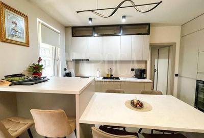 Apartament cu 3 camere semidecomandat în Florești - 3