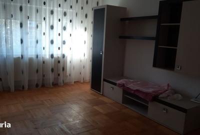 Apartament cu 2 camere decomandat în Central - 4