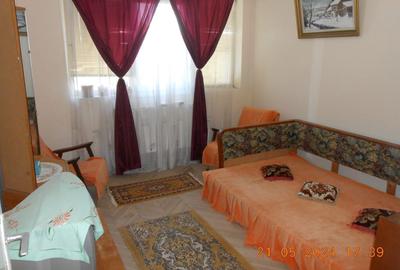 Apartament cu 3 camere decomandat în Calea Galați - 2