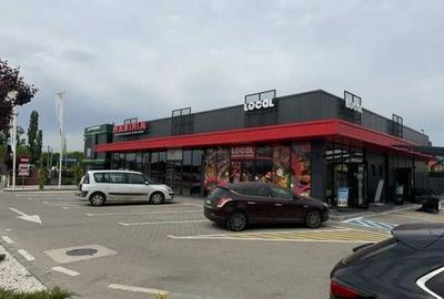 Spațiu comercial, de 122 mp, în Central - 3