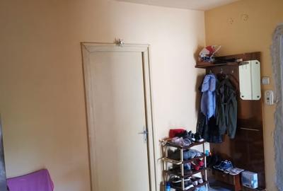 Apartament cu 3 camere decomandat, mobilat în 1 Mai - 9