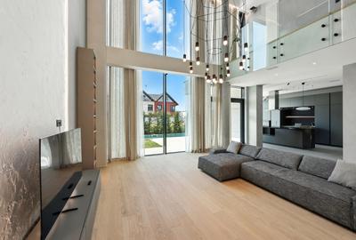 Casă cu 6 camere cu Piscina în Pipera