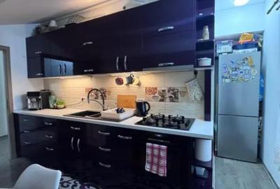 Apartament cu 3 camere decomandat în Central - 4