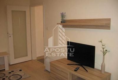 Garsonieră semidecomandată, mobilată în Olimpia-Stadion - 2