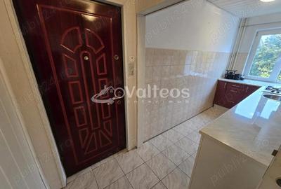 Re?i?a, apartament 2camere, etaj 2, Lunca Pomostului, zona Politie - 1