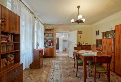 Apartament cu potential deosebit, pe str. Republicii - Centrul Istoric - 2