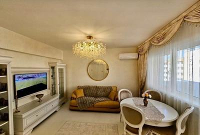 Apartament cu 3 camere semidecomandat în Berceni