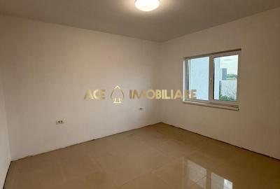 Casă cu 5 camere cu Teren 250 Mp în Vărăști - 3