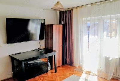 Garsonieră decomandată în Telegrafului