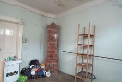 Casă individuală cu 5 camere cu Canalizare în P-ța Victoriei - 15