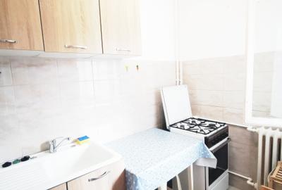 Veteranilor Inchiriere gars mobilata, zugravita, 3  min metrou Lujerului Veteranilor Inchiriere gars mobilata, zugravita, 3  min metrou Lujerului - 10