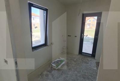 Casă cu 5 camere cu Teren 604 Mp în Ronaț - 9