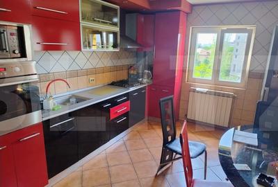 Apartament cu 4 camere decomandat, mobilat în Doamna Ghica