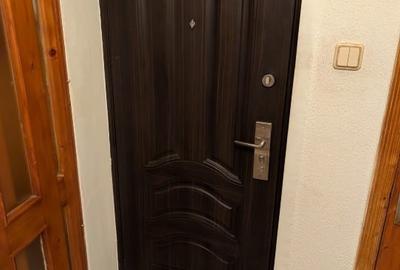 Apartament cu 2 camere decomandat, mobilat în Central - 1