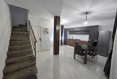 Casă cu 4 camere cu Teren 30 Mp în Central - 4