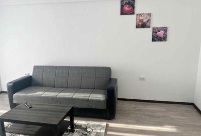 Apartament cu 2 camere decomandat în Micro 6 - 2