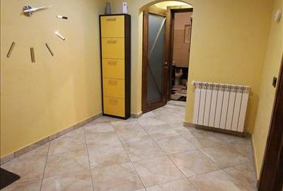 Apartament cu 2 camere decomandat în 9 Mai