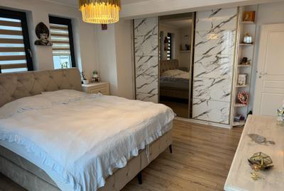 Apartament cu 2 camere semidecomandat, mobilat în Central