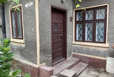 Casa cu teren 300 mp Bucuresti sector 1 zona Chitila la podul Constanța