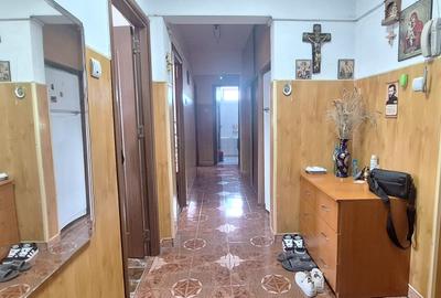 OCAZIE ! TOMIS NORD 3 CAMERE DECOMANDATE IMBUNATATIT GAZE MOBILAT 109.900 E - 5