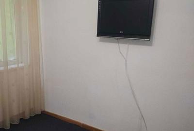 Apartament cu 3 camere decomandat în Exterior Vest - 8