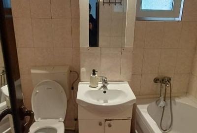 Inchiriez apartament 2 camere - 4