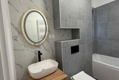 Apartament cu 3 camere decomandat în Lazu - 13