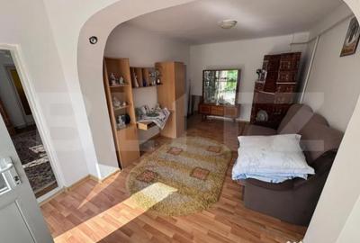 Casă cu 4 camere cu Teren 777 Mp în Central