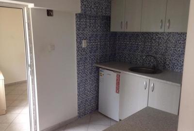 Garsonieră semidecomandată în Central - 5