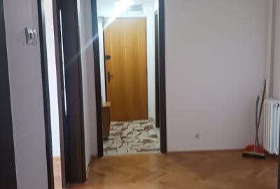 Apartament cu 4 camere decomandat, mobilat în Vatra Luminoasă - 12