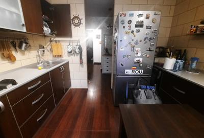 Apartament cu 3 camere decomandat, mobilat în Sebastian - 11