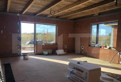 Casă cu 4 camere cu Teren 450 Mp în Odoreu - 3