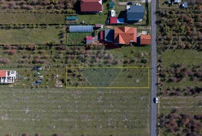 Teren Sanpetru -livada, Strada Nucului, 1296mp, apa, gaz, curent Teren Sanpetru -livada, Strada Nucului, 1296mp, apa, gaz, curent - 3