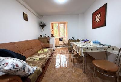 Apartament cu 2 camere decomandat, mobilat în Freidorf