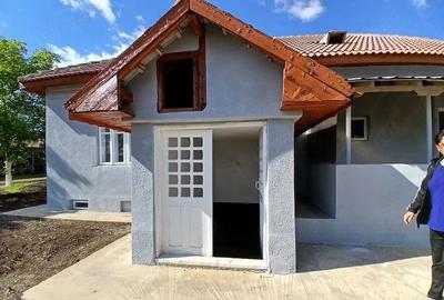 Casă cu 2 camere cu Teren 4038 Mp în Radovan - 5
