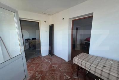Casă cu 2 camere cu Teren 2500 Mp în Central - 4