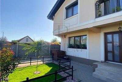 Duplex 4 camere - mobilat utilat - curte amenajata - canalizare - asfalt - 2