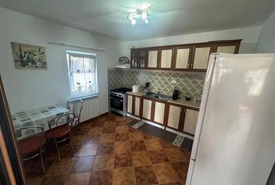 Casă individuală cu 3 camere cu Canalizare în Obor - 9