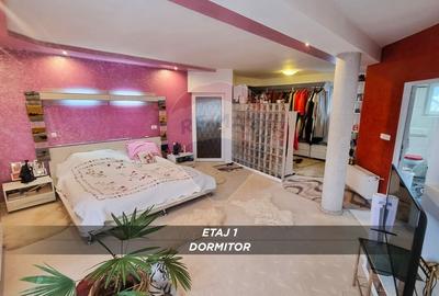 Casă cu 10 camere cu Teren 750 Mp în Central - 24