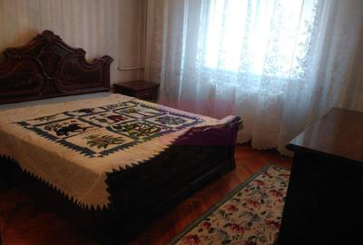 Apartament cu 3 camere decomandat în Vitan Mall