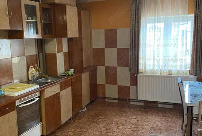 Apartament cu 2 camere decomandat în Micro 17 - 2