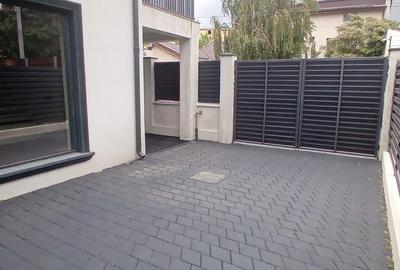 Casa 7 camere 2024  Carrefour Colentina - 2