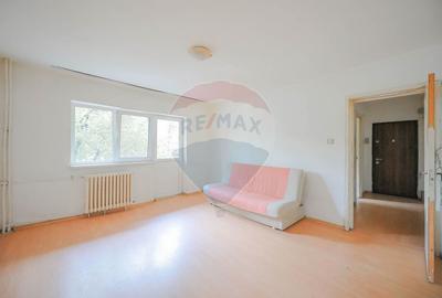 Apartament cu 2 camere de Vanzare, Etaj 1, zona Iosia - 6