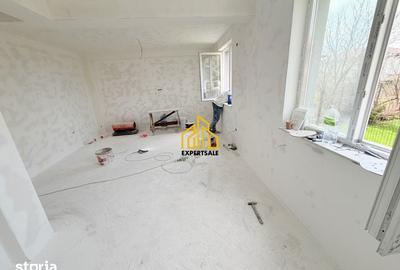 Casă cu 4 camere cu Teren 350 Mp în Domnești - 11