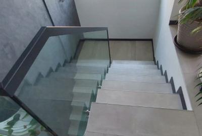 Casă cu 4 camere cu Teren 275 Mp în Coiciu - 14