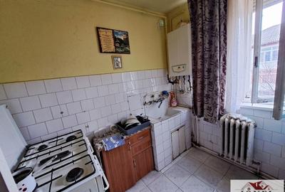 Apartament trei camere de vanzare in Cugir - 6