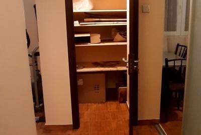 Apartament cu 3 camere decomandat în Tineretului - 10