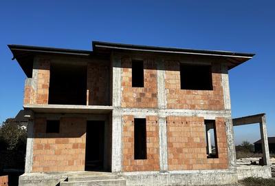 Casă cu 4 camere în Dragomirești-Vale - 3
