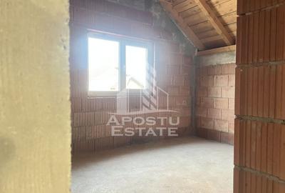 Casa individuala la rosu, teren 700mp, Giarmata - 8